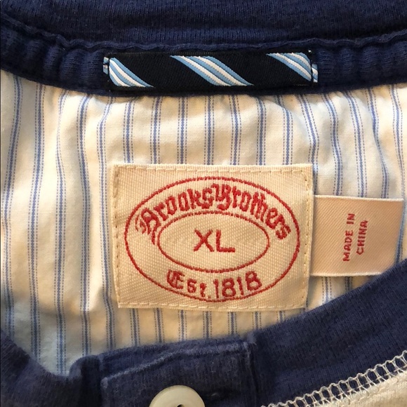 2 Brooks Brothers Henley tees - Picture 4 of 4